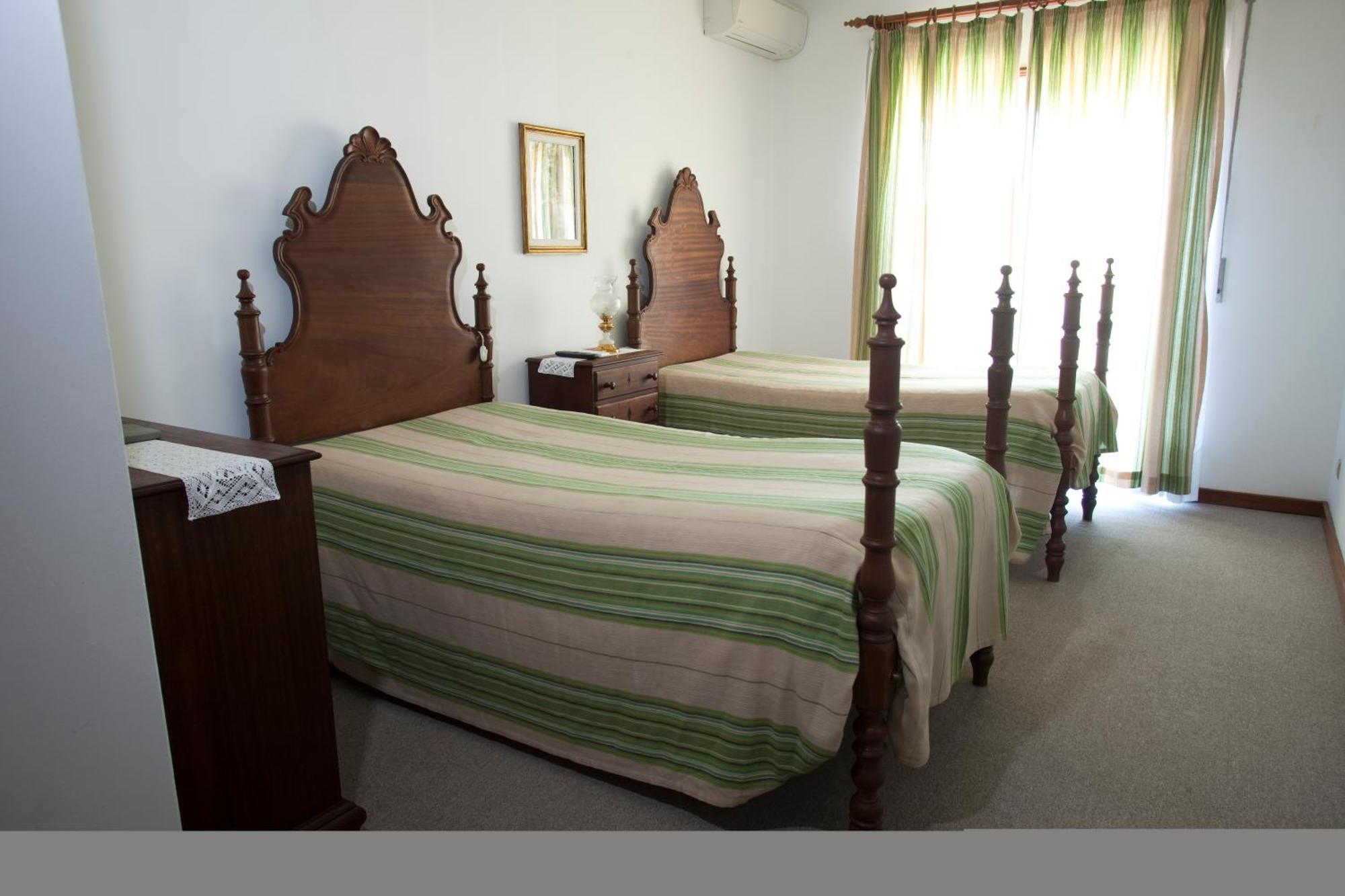 Pensao Suissa Hotel Vale de Cambra Phòng bức ảnh
